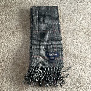 Brooks Brothers 100% Lambswool Scarf